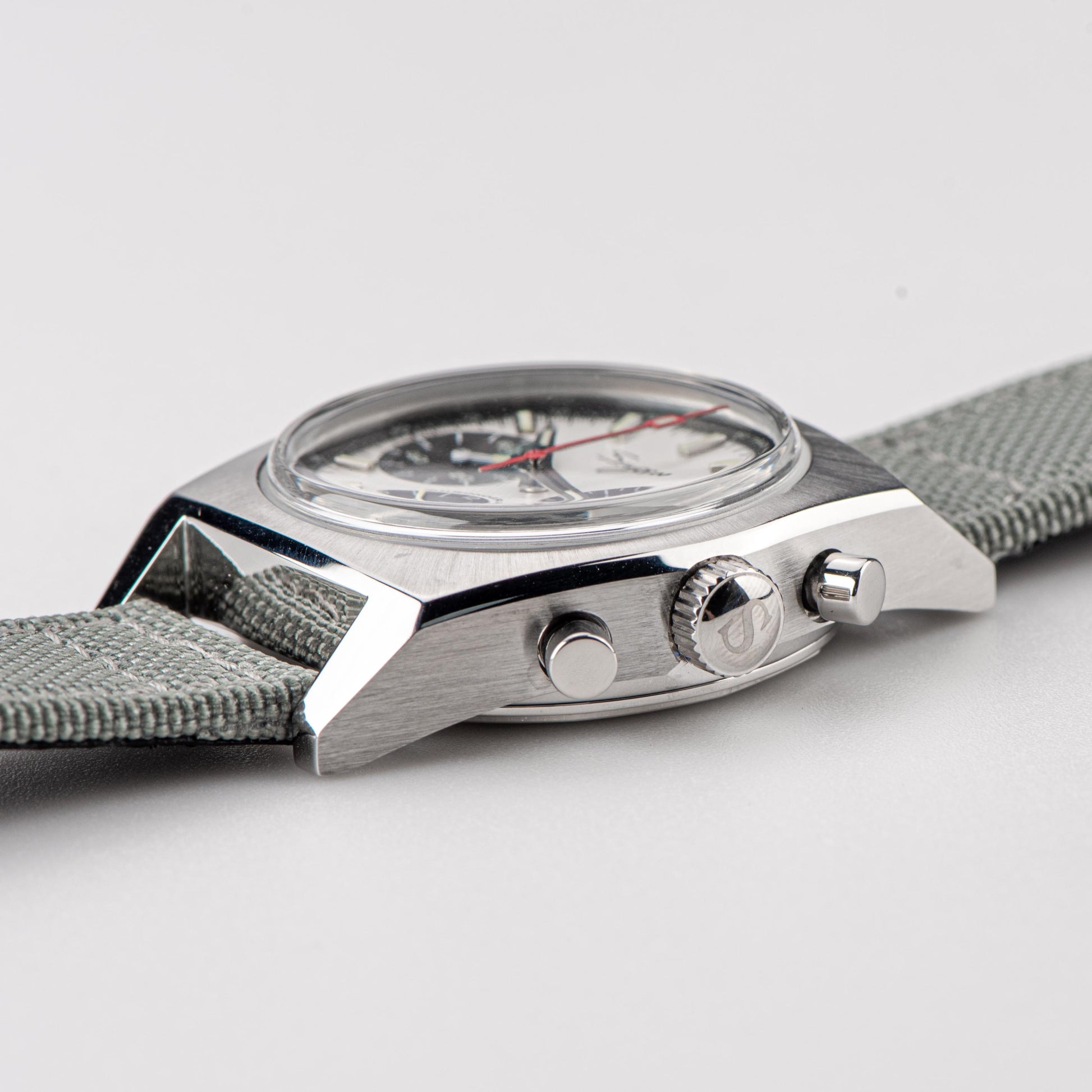 Sugess Watch