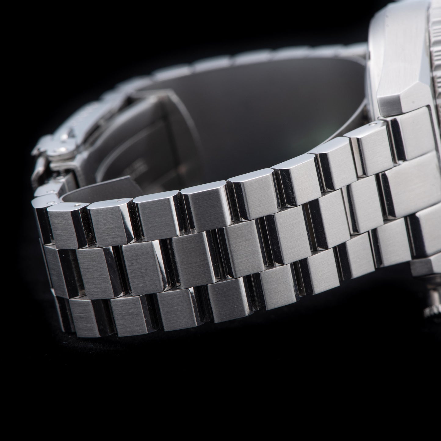 Sugess Watch