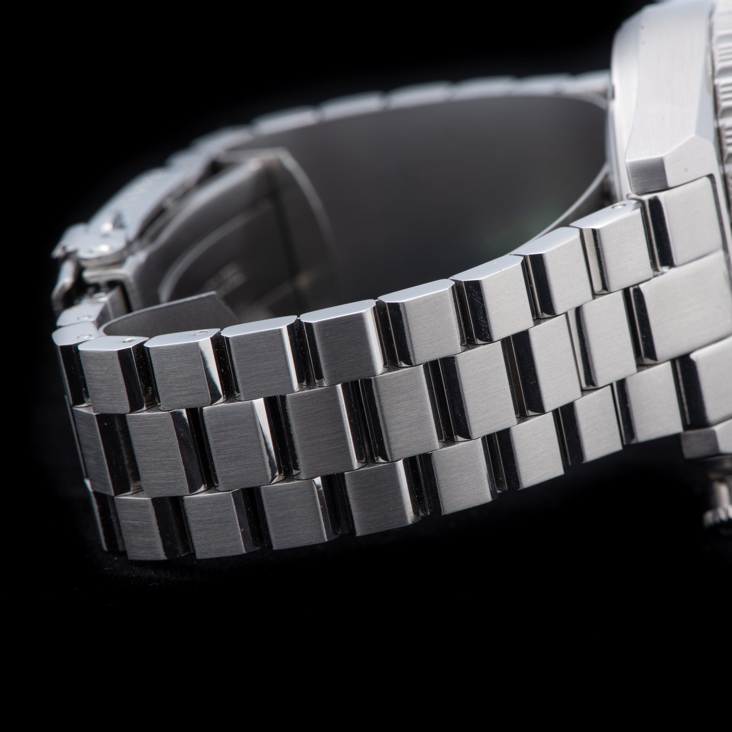 Sugess Watch
